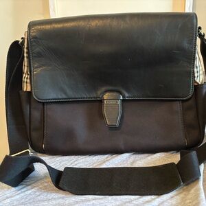 Burberry Black Nylon & Leather Messenger Bag Iconic Check Detail Very Good Cond